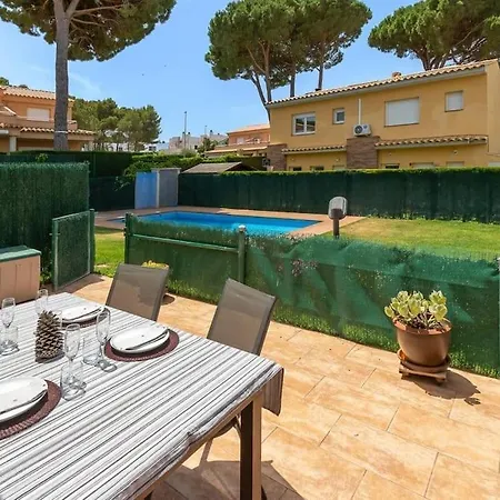 Wonderful House With A Garden