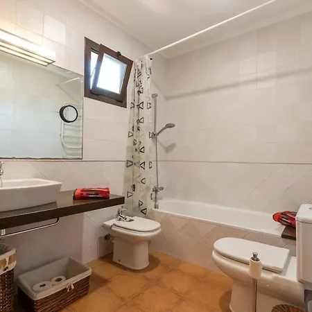 Wonderful House With A Garden Holiday home *