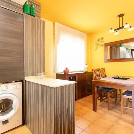 Wonderful House With A Garden Holiday home